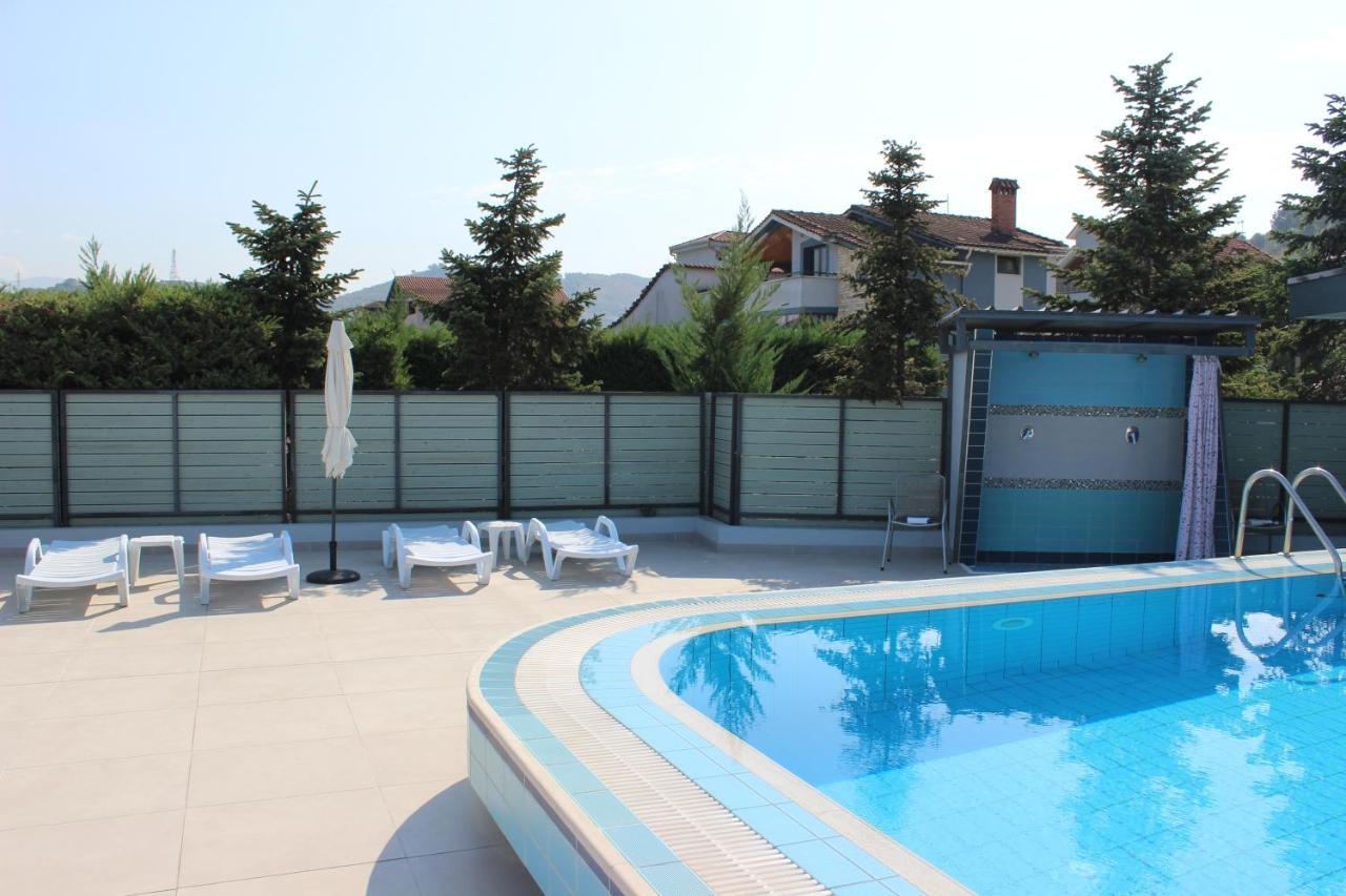 Luander Hotel Tirana Buitenkant foto
